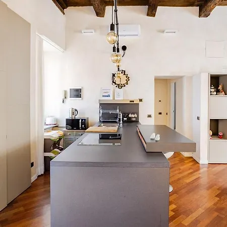 Kindness Art Historic Center 110sqm Private Parking Apartamento *