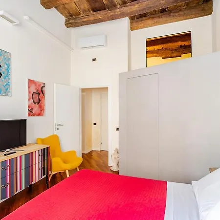 Kindness Art Historic Center 110sqm Private Parking Apartamento