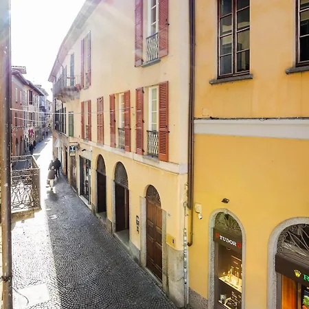 Kindness Art Historic Center 110sqm Private Parking Apartament *
