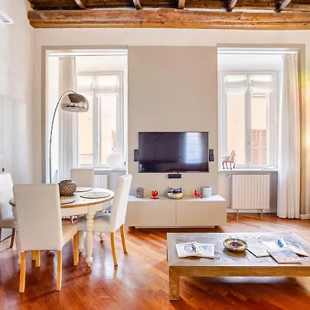 Kindness Art Historic Center 110sqm Private Parking * Arona