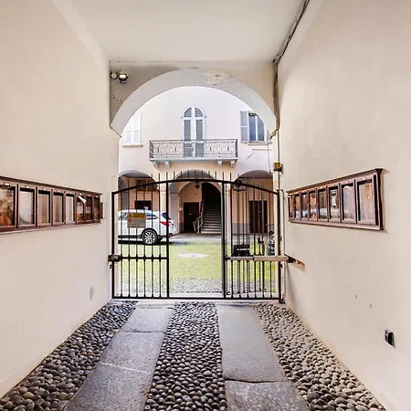 Kindness Art Historic Center 110sqm Private Parking Apartament *
