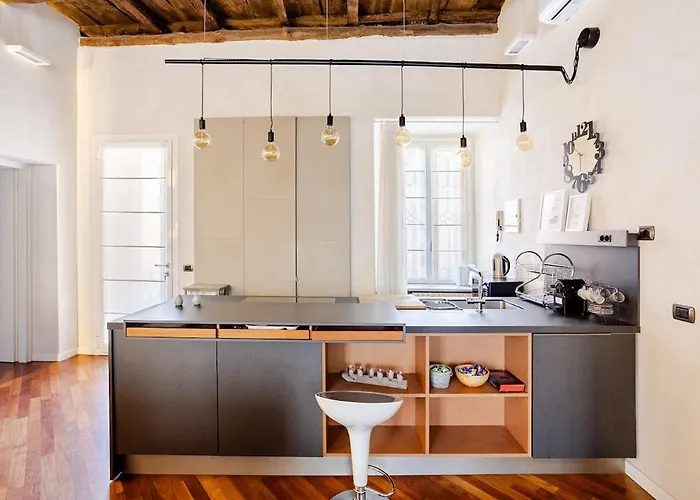 Kindness Art Historic Center 110sqm Private Parking *