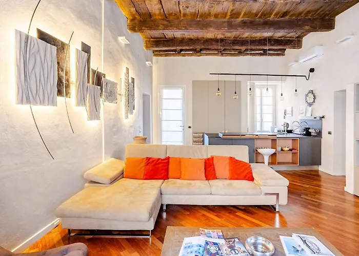 Kindness Art Historic Center 110sqm Private Parking Apartamento Arona