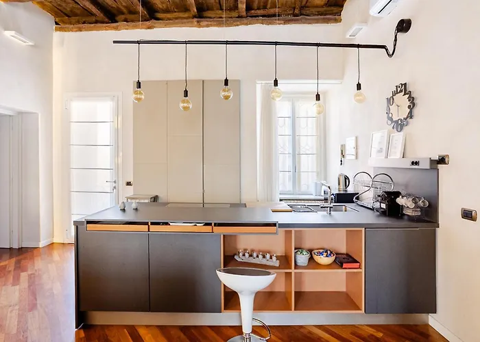 Kindness Art Historic Center 110sqm Private Parking * Arona