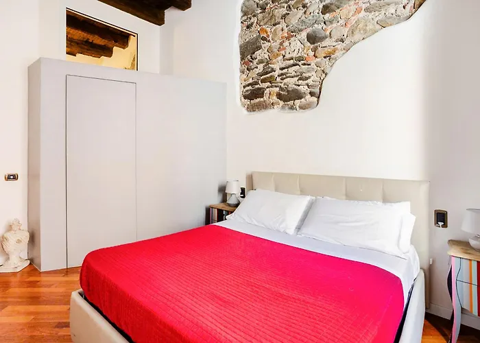 Appartement Kindness Art Historic Center 110sqm Private Parking Arona