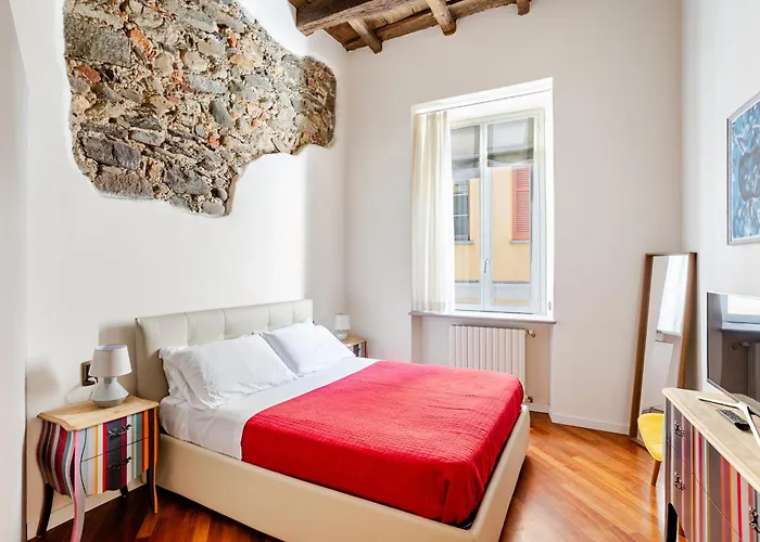 Kindness Art Historic Center 110sqm Private Parking Appartement