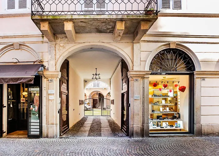 Kindness Art Historic Center 110sqm Private Parking Appartement Arona